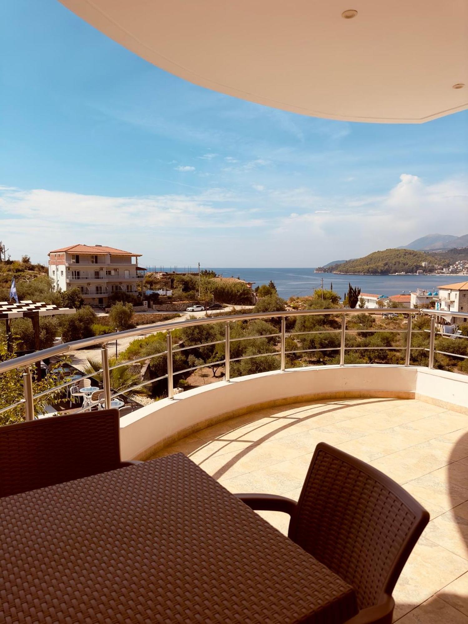 Villa Merkuri Himare Exterior photo