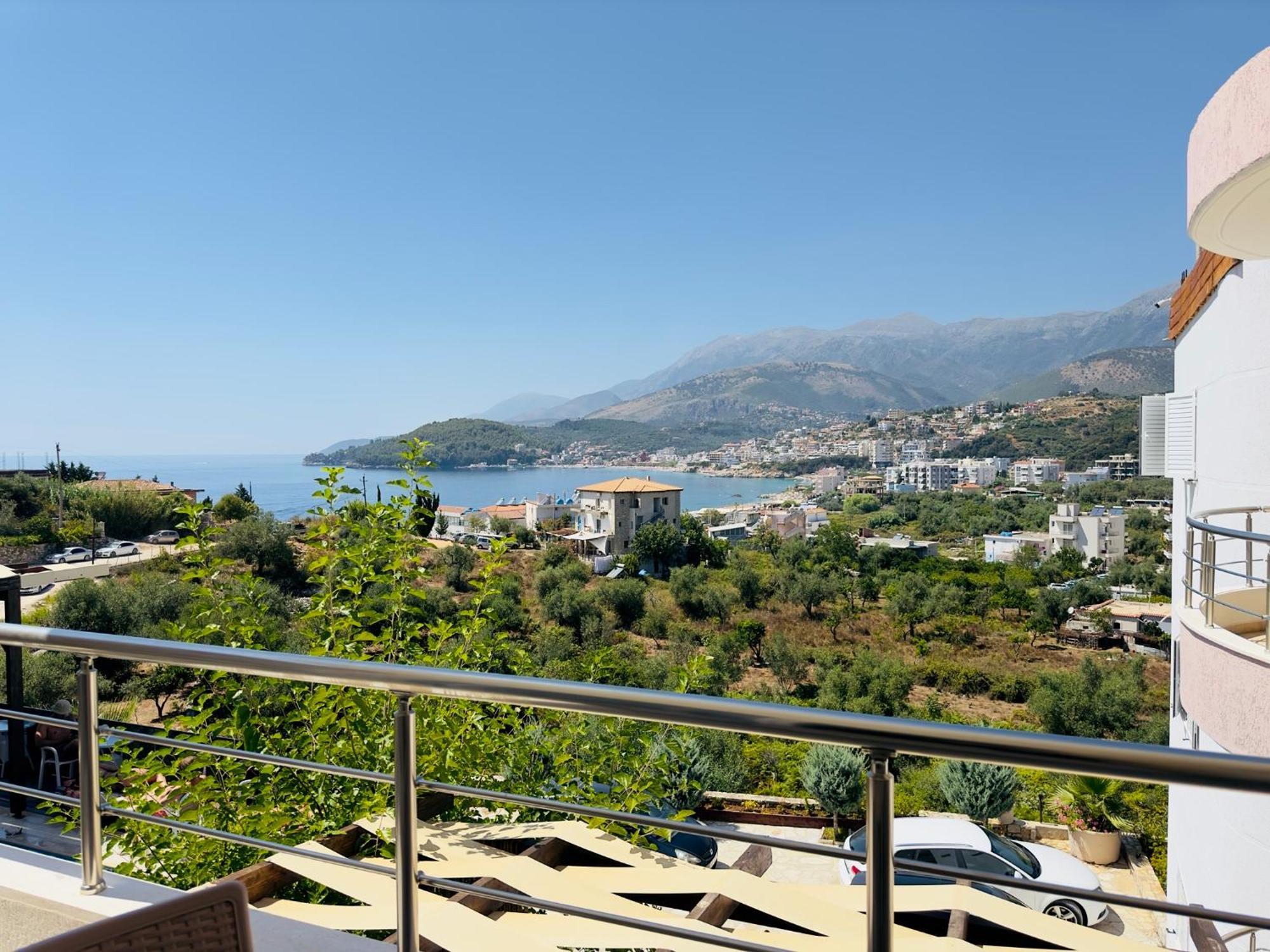 Villa Merkuri Himare Exterior photo